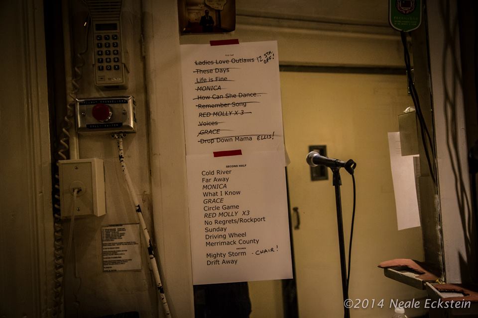Set list near the stage door